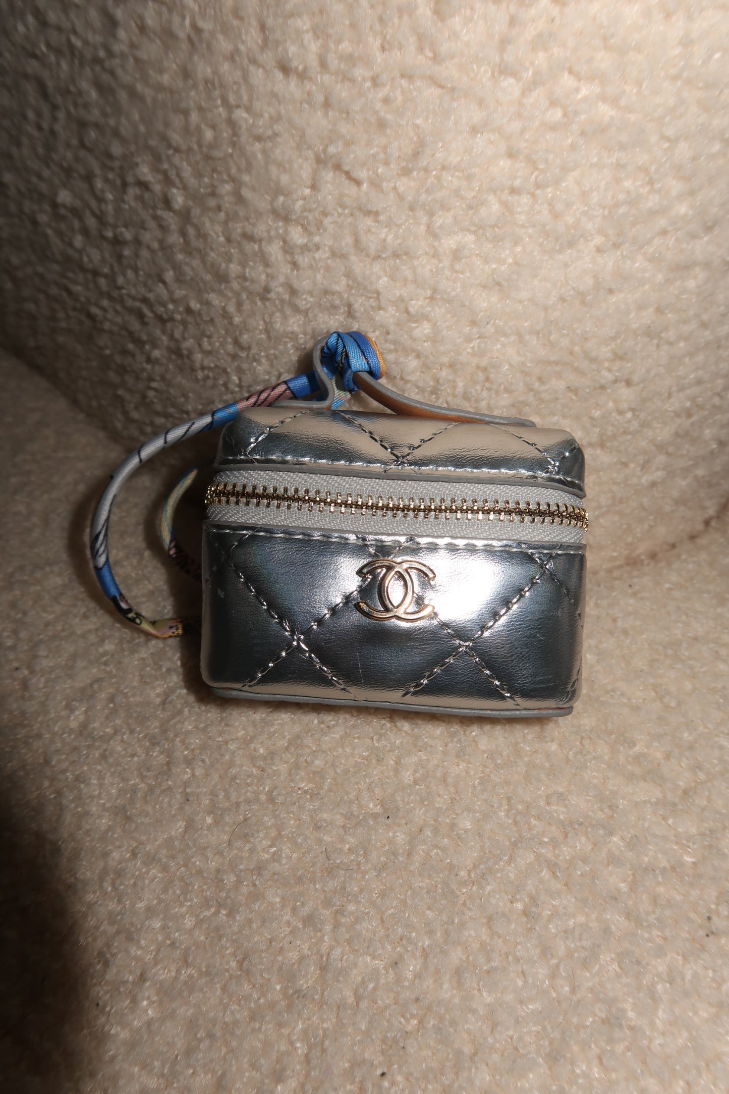 Silver C vanity